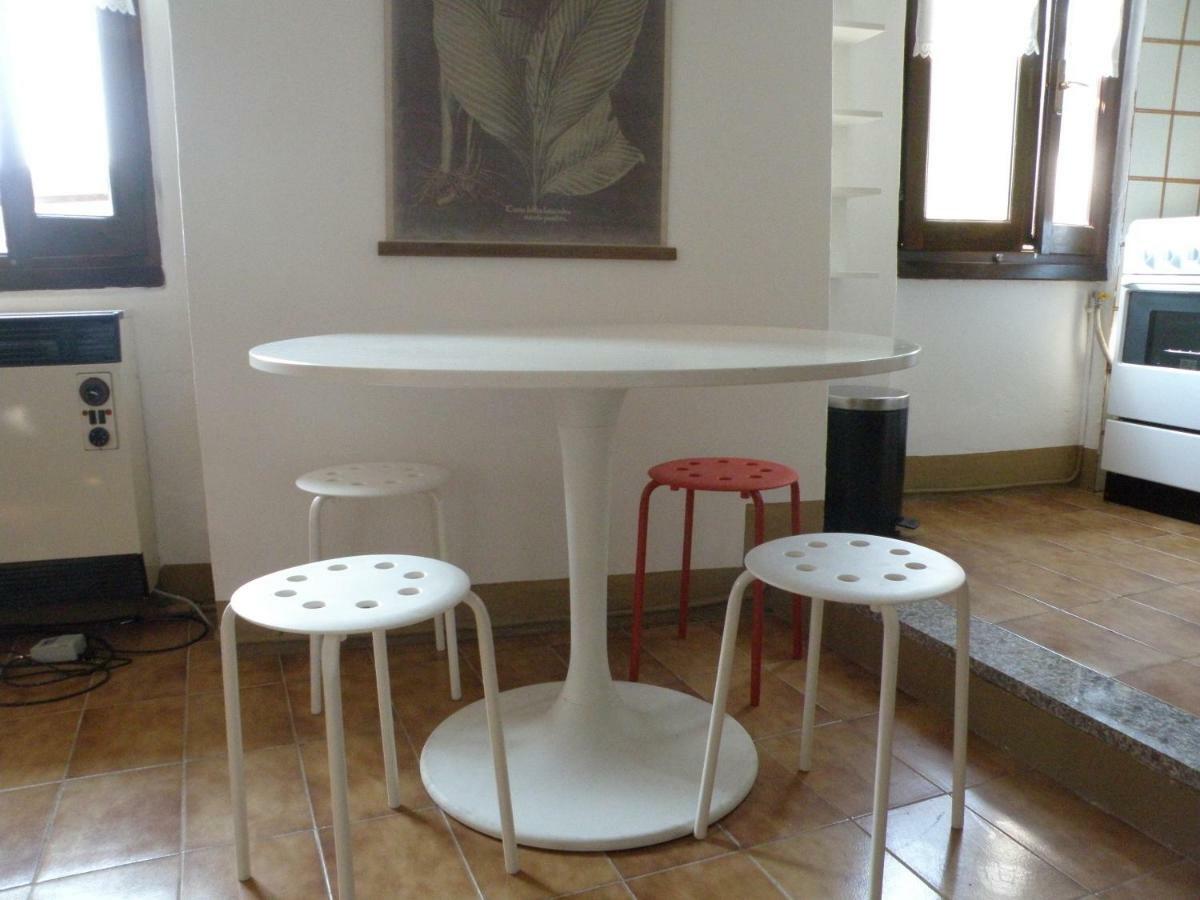 Casa Cubo Villa วาเรนนา ภายนอก รูปภาพ