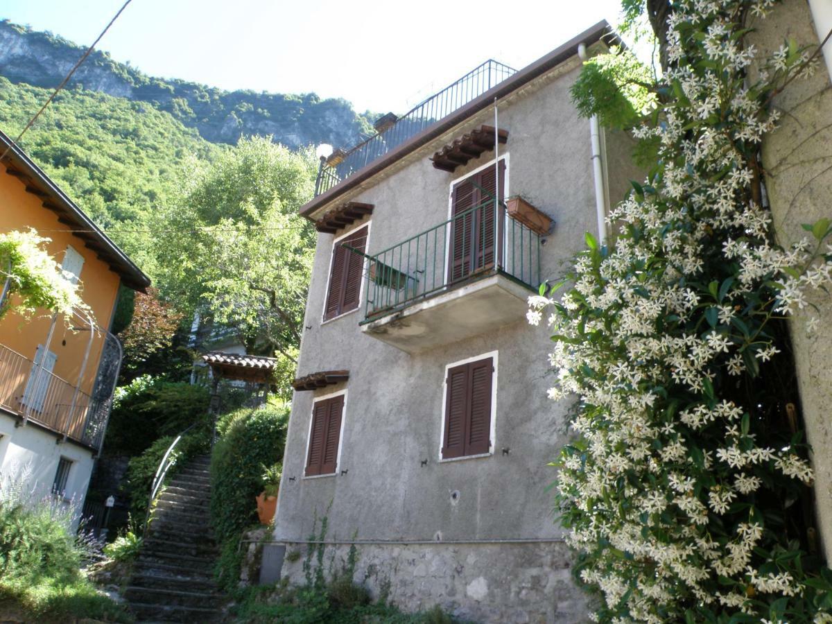 Casa Cubo Villa วาเรนนา ภายนอก รูปภาพ